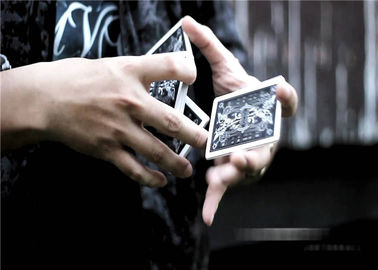 जादू शो के लिए अद्भुत ब्लैक क्रॉस कार्ड जादू कार्ड टेक पोकर कार्ड कौशल